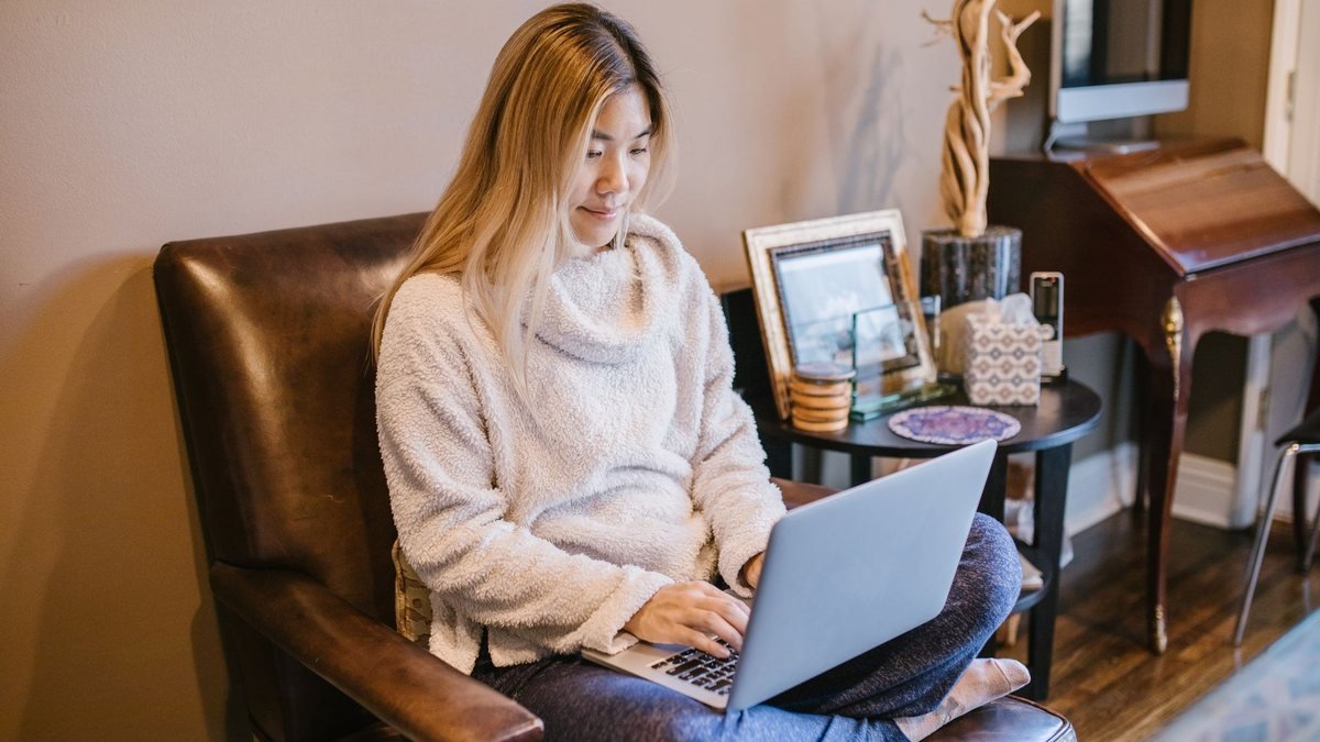 Free courses teach; proctored exams are what recruiters recognise